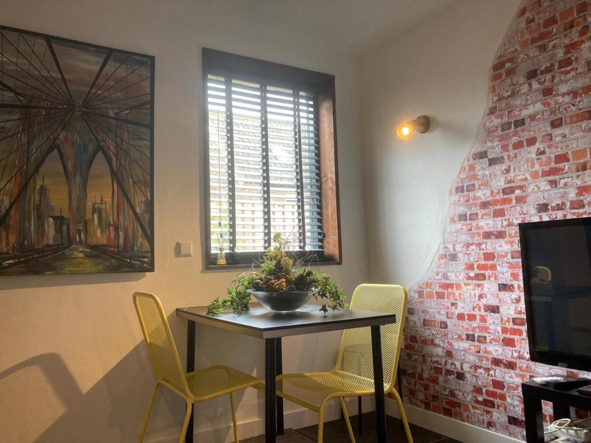 Design Tiny House Holiday Cottage In Spakenburg Exterior foto